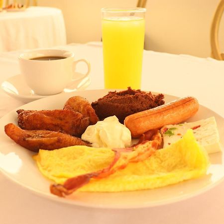 Hotel Los Andes San Pedro Sula Bagian luar foto
