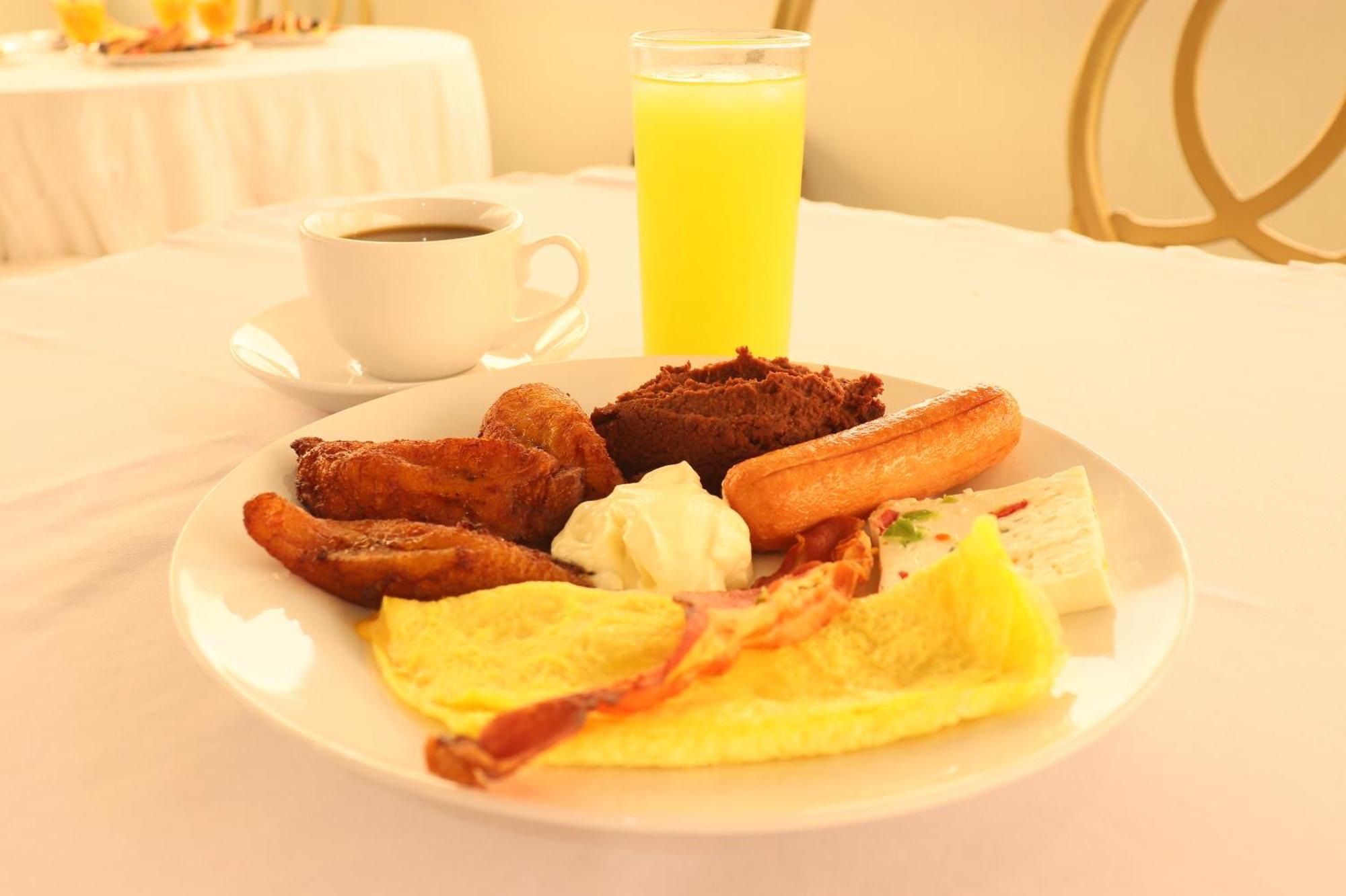 Hotel Los Andes San Pedro Sula Bagian luar foto